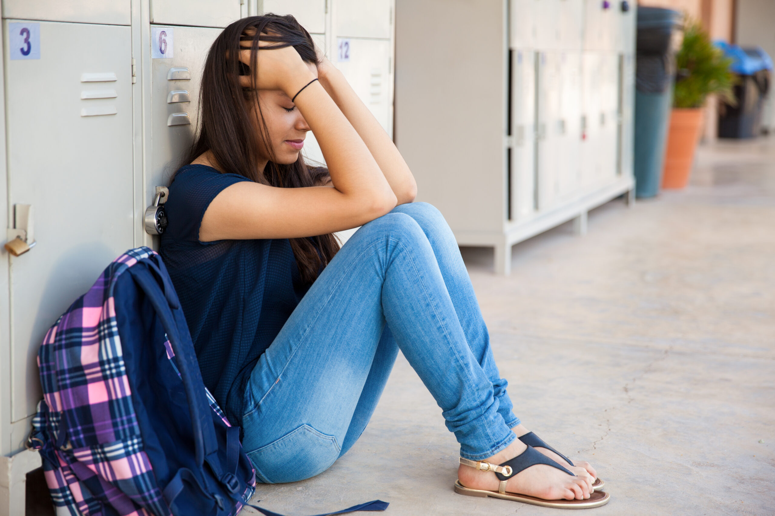 Saúde mental de adolescentes preocupa: sinais de alerta e desafios atuais